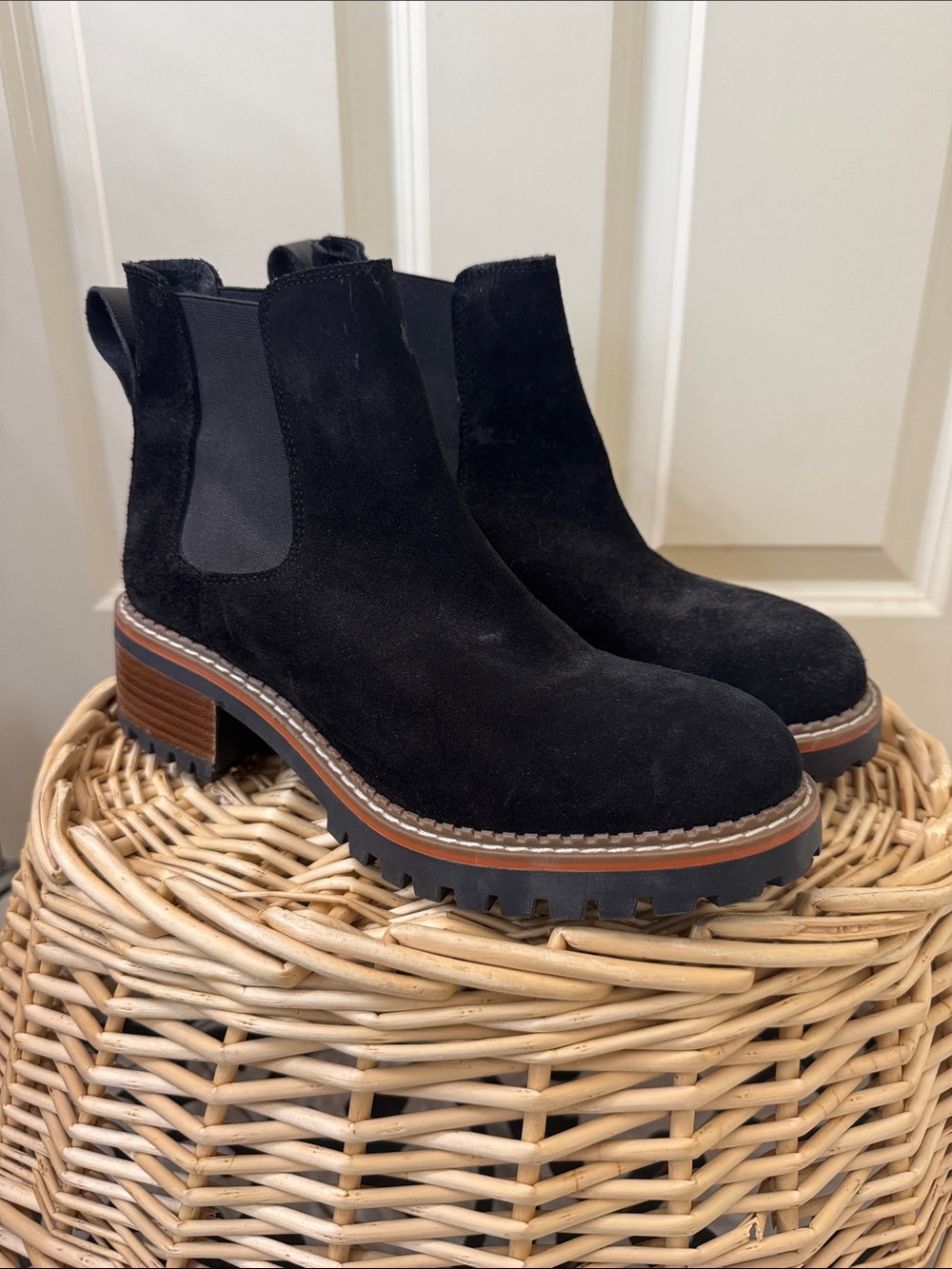 Women's Black Suede Chelsea Lug Booties